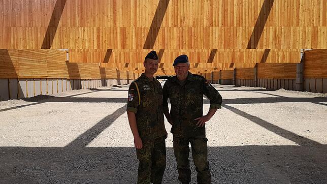 Blick in einen Langstand, den auch die in Donaueschingen stationierten Soldaten Klaus Ühlin (links) und Alexander Gumenscheimer beim ...