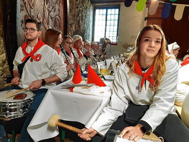 Was wäre das Heringessen der Narro-Zunft Waldshut ohne die passende musikalische Untermalung?
