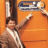 Werbemann Hans Wagner (rechts) und der damalige Stadtwerke-Chef Konrad Frommer präsentieren den Werbespruch „Sauberer isch‘s ...