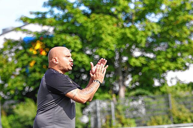 Bild 5: Mit oder ohne Joachim Löw zur EM? Die Meinungen von Fußball-Trainern der Region gehen nach dem 0:6-Debakel auseinander