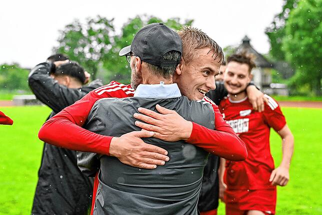 Bild 2: VfR Bad Bellingen feiert Titel nach 6:3 bei SG FC Wehr/Brennet – und wir haben Bilder!