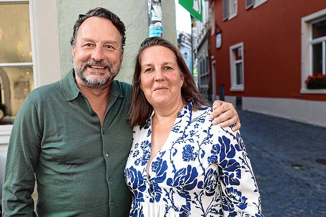 Bild 34: Gassenfreitag am 6. Juni: Hier feiern Einheimische und Besucher in Konstanz