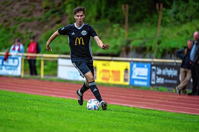 Bild 2: FC 08 Bad Säckingen rettet ein 1:1 im Derby gegen den FC Wallbach &ndash; und wir haben Bilder!