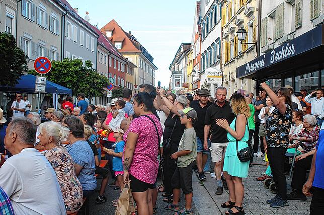 Bild 5: Bilder von der Premiere von „Stockach is(s)t bunt“ (1)