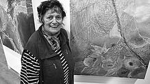 Marianne Papenfuß schließt sich 2011 dem Kunstkreis Hüfingen an. Das Bild zeigt sie 2019 mit einem ihrer bunten Naturbildern. Im Alter ...