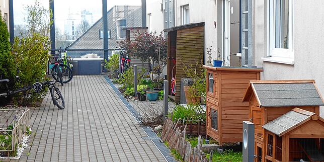 Bild 3: Wie lebt es sich in Konstanz? Besuch im Quartier auf dem Edeka-Einkaufszentrum &ndash; einem Dorf über den Dächern des Stadtteils Petershausen