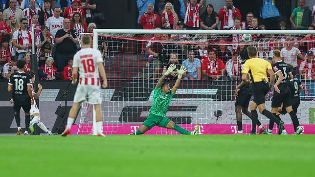 Vor allem in der Defensive hat der SC Freiburg viel Arbeit vor sich.