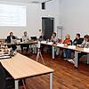 Der Gemeinderat von Unterkirnach bei der Beratung des Haushalts. Die Gemeinde befindet sich in einer angespannten finanziellen Lage. Das ...