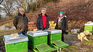 Die Kursleiter Ronald Honkoop (links), Herbert Gramsch und Irene Mutter freuen sich gemeinsam auf die wissbegierigen Teilnehmer, die ...