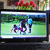 Büffeln im Home Office: Zweikämpfe beurteilen, wie hier Schiedsrichter-Obmann Ralf Brombacher (rechts) bei der Bezirksliga-Partie ...