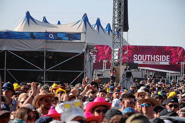 Bild 25: Bilder von Alice Merton beim Southside 2022