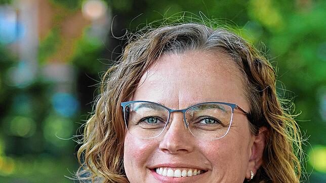Simone Falk, die in Brasilien geboren und aufgewachsen ist, zog dieser Tage im Jestetter Pfarrhaus ein und freut sich auf ihre neue ...