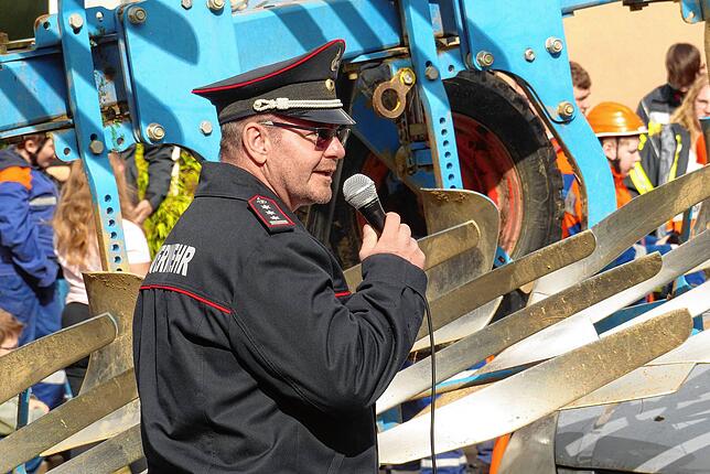 Die Erkundung und die Aufgabenverteilung hat sehr gut funktioniert, stellte der Kommandant der Meßkircher Feuerwehr Tobias Lumb fest.
