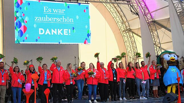 Dem Team der Landesgartenschau schallten laute Dankesrufe bei der Abschiedsveranstaltung am 16. Oktober 2021 entgegen. Jetzt löst sich ...