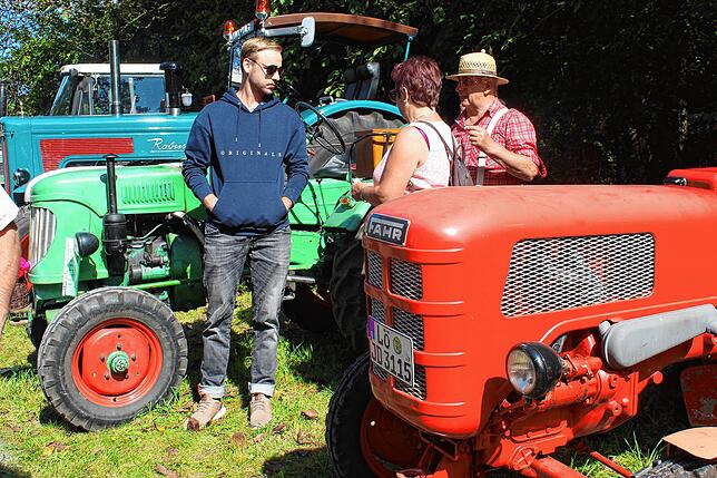 Bild 1: Tausende Besucher kommen zum Oldtimertreffen