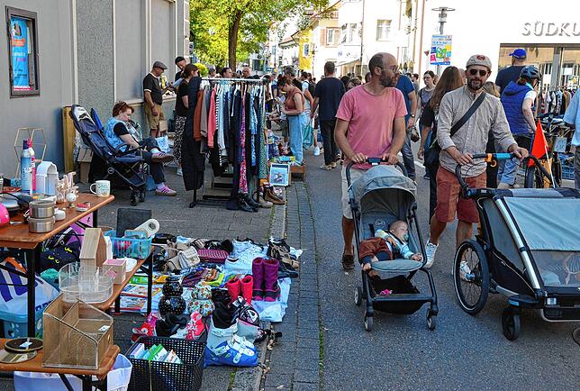 Bild 42: Bilder vom Flohmarkt in Markdorf