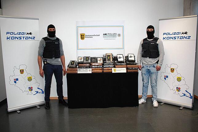 233 Kilogramm Kokain und 50 Kilogramm Cannabis mit einem Straßenverkaufswert von mindestens 50 Millionen Euro wurden bei einem Einsatz ...