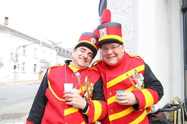 Bild 11: Narren besuchen am Rosenmontag die SÜDKURIER-Redaktion (Teil 2)