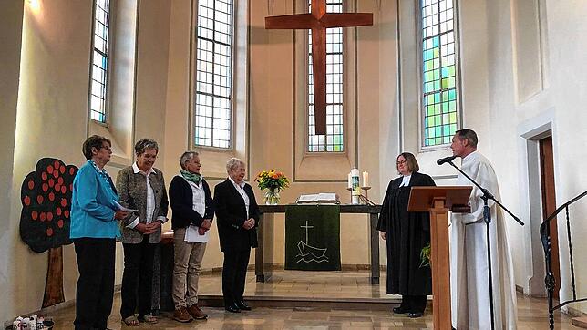 Die Hospizgruppe Meßkirch besteht seit 25 Jahren; hier vier von den Begleiterinnen (v.l.) Renate Braun, Thea Dippong, Johanna Brecht, ...