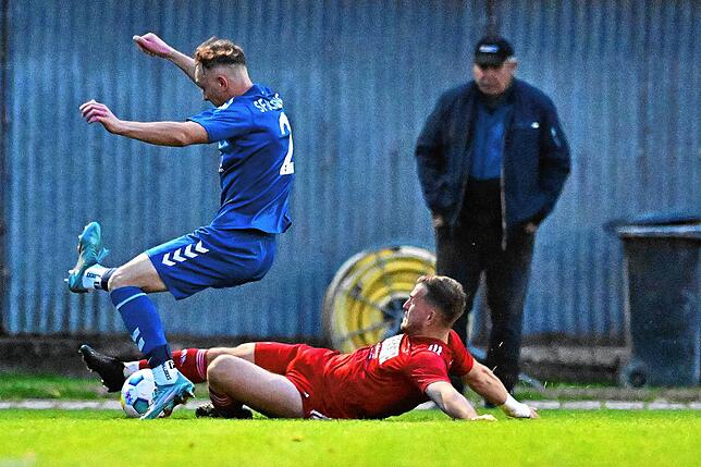 Bild 31: VfR Bad Bellingen setzt sich mit 2:0 im Derby bei den SF Schliengen durch &ndash; und wir haben Bilder!