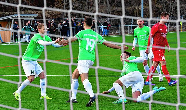Bild 1: SG Mettingen/Krenkingen gewinnt Derby beim FC Schlüchttal mit 2:0 &ndash; und wir haben Bilder!