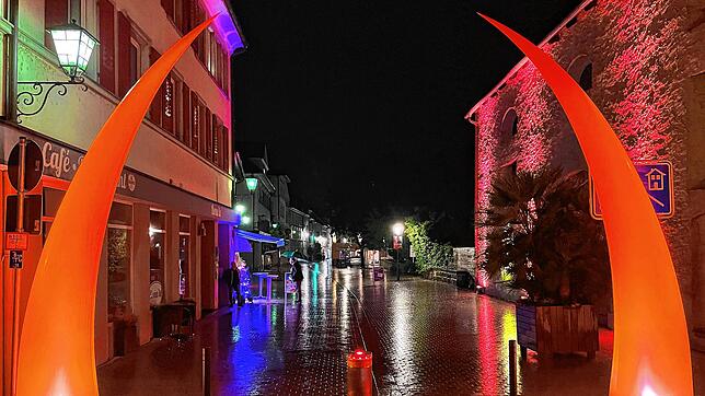 Durch diese leuchtende Tor sollten die Besucher eintreten in die Klosterstraße