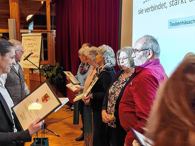 Die Mitglieder des Seniorenteams wurden für ihr Engagement ausgezeichnet.