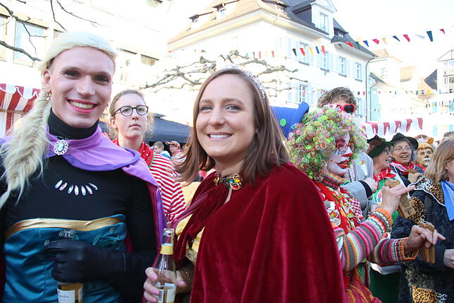 Bild 9: Die Girls von Cheerio Ratoldi geben den Groove auf dem Marktplatz vor
