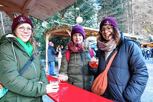 Tausende Besucher kamen zum Weihnachtsmarkt in die Ravennaschlucht um das einmalige Feeling zu erleben