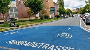 (Archivbild) Im Bereich, in dem die Jahnstraße (Bild) die Steinstraße kreuzt, kollidierten am Freitag, 9. Mai, zwei Radfahrer. In der ...