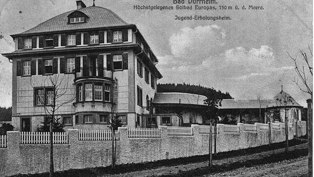 Das ehemalige Jugenderholungsheim Kohlermann am Ende der Waldstraße. Es wurde 1902 im Jugendstil errichtet und 2003 abgerissen. Nur noch ...