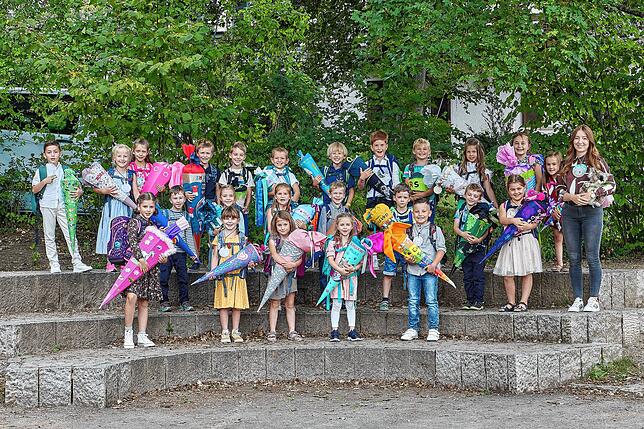 Die Klasse 1d der Südstadtschule mit Klassenlehrerin Annabel Braitsch.