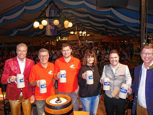 Bild 15: So schön war der Bieranstich auf der Hilzinger Kirchweih