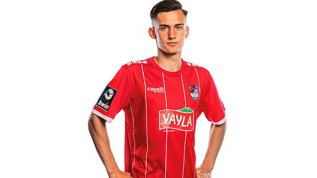 Angekommen bei den Profis. Am 16. Oktober 2020 hat Omar Sijaric sein Debüt im Trikot des Drittligisten Türkgücü München gegeben.