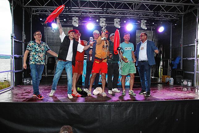 Bild 31: Uhldingen feiert: Die besten Bilder vom ersten Tag des Hafenfestes mit Schrottregatta