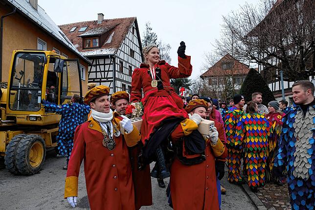 Bild 30: Bilder vom Zunftmeisterempfang und vom Narrenbaumstellen in Kippenhausen
