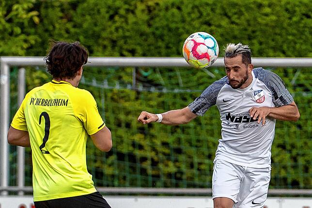 Bild 2: VfB Waldshut bezwingt den FV Herbolzheim mit 3:2 &ndash; und wir haben Bilder!