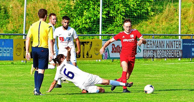 Bild 2: FC Erzingen stoppt den FC RW Weilheim mit 3:0 &ndash; und wir haben Bilder!