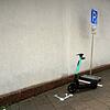In Friedrichshafen wurden zum Start der Testphase eigens Bereiche zum unkomplizierten Abstellen ausgewiesen, hier am Romanshorner Platz. ...