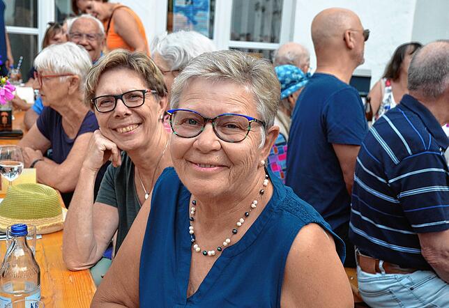Bild 31: Five Senses rocken den Schlosshof in Markdorf – hier gibt es die schönsten Bilder