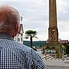 Das Kriegerdenkmal erinnert an Gefallene des Ersten Weltkrieges, doch Michael Oswalds Lebensgeschichte ist besonders vom Zweiten ...