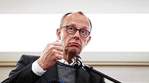 Friedrich Merz, Bundevorsitzender der CDU, will Deutschlands nächster Bundeskanzler werden – und kommt auf Wahlkampftour auch nach ...