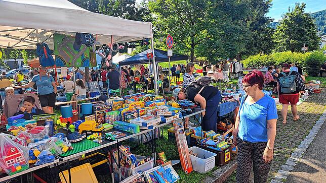 Bild 6: So schön war es auf dem SÜDKURIER-Flohmarkt in Bad Säckingen