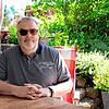 Dietmar Scherer warf dem Impfstoff-Hersteller Biontech vor, infolge einer Corona-Impfung auf dem rechten Auge fast vollständig erblindet ...