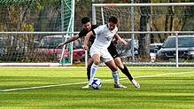 Bei der Jonacs Mang und der SG Dauchingen/Weilersbach (schwarz) läuft derzeit nichts zusammen. In Marbach gab es eine deutliche 0:5-Pleite.