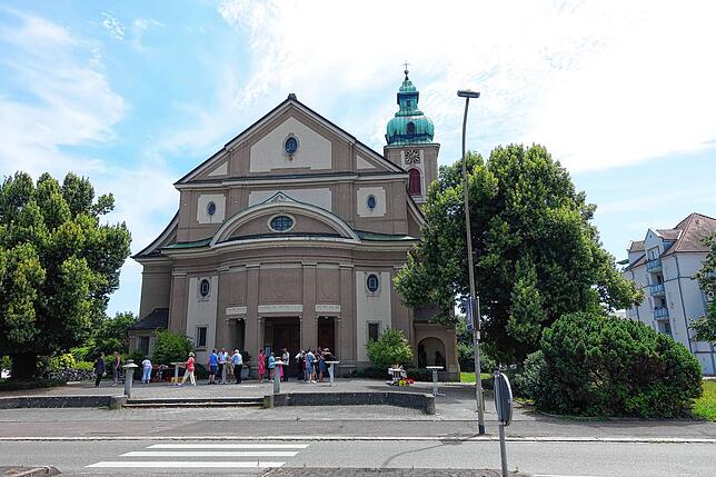 Die katholische Stadtkirche St. Josef.