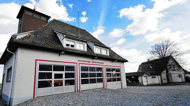 Das Feuerwehrhaus in Mönchweiler entspricht nicht mehr den notwendigen Anforderungen. Der Feuerwehrbedarfsplan zeigt viele Mängel auf. ...