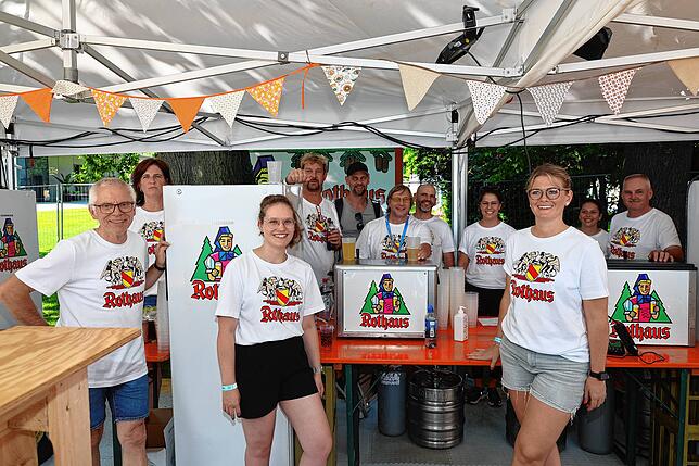 Bild 4: Alle Generationen feiern beim Konstanzer Seenachtfest 2025 gemeinsam
