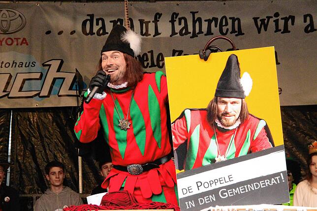 Bild 27: Jetzt haben die Poppele das Sagen: Die besten Bilder vom Rathaussturm in Singen