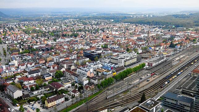 Blick auf das sogenannte Gründerzeit-Viertel. Gemeint ist damit der Bereich von der Hauptstraße (linker Bildrand) bis etwa zur ...